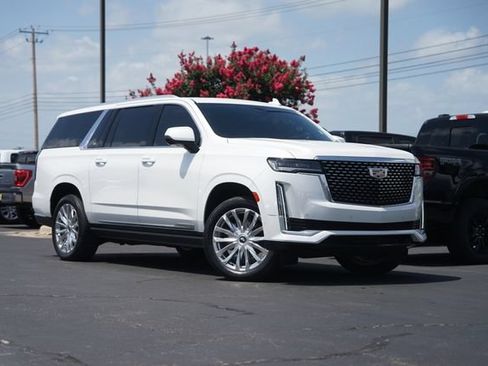 Used 2024 Cadillac Escalade ESV Premium Luxury w/ Performance Package AWD/4WD image 2
