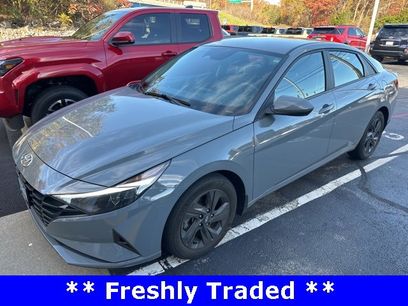 Used 2023 Hyundai Elantra SEL