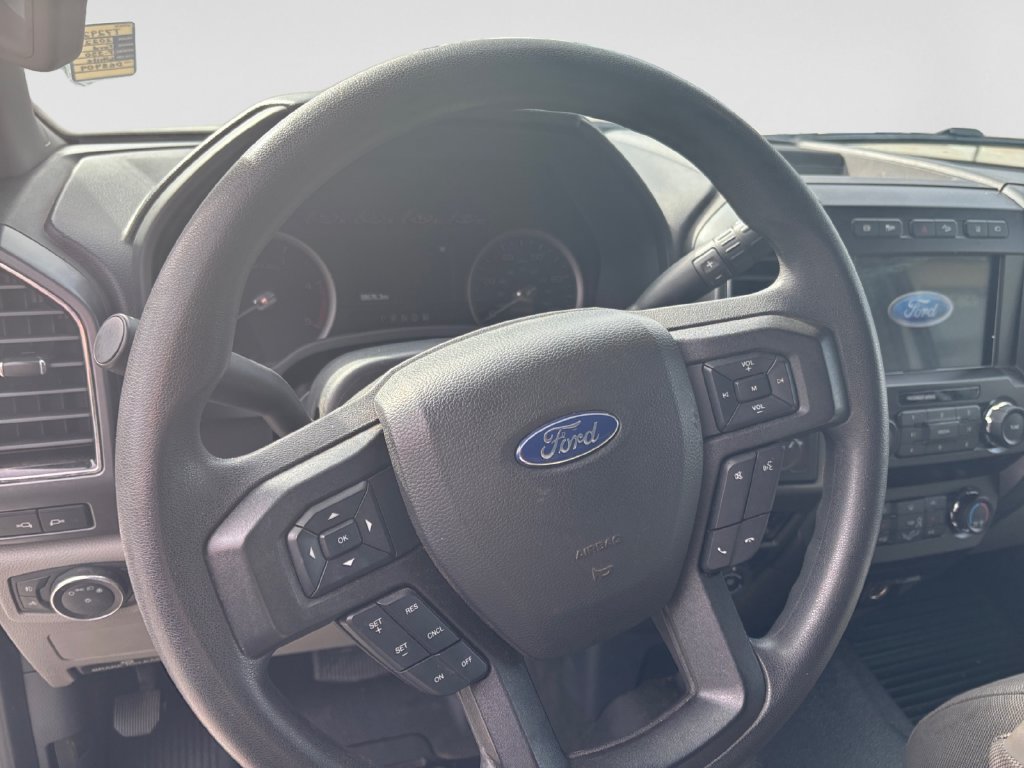 Used 2022 Ford F350 XLT w/ XLT Premium Package AWD/4WD image 10