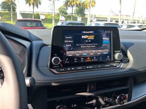 Used 2026 Nissan Rogue SV FWD image 21