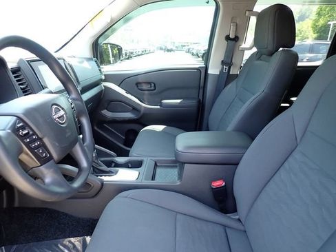 Used 2024 Nissan Frontier S w/ Tow Package AWD/4WD image 14