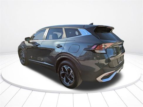 Used 2025 Kia Sportage LX image 6