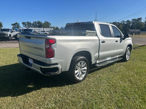 Used 2022 Chevrolet Silverado 1500 Custom image 8