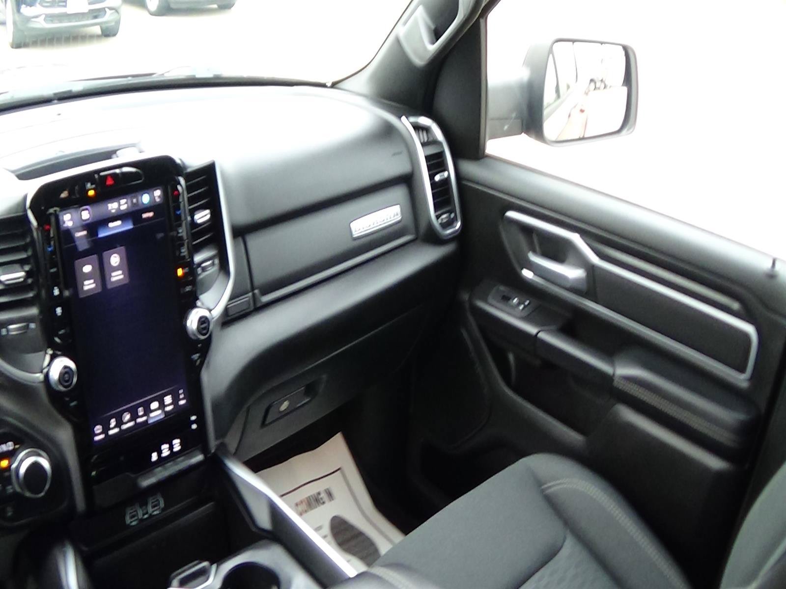 Used 2025 RAM 1500 Big Horn AWD/4WD image 15