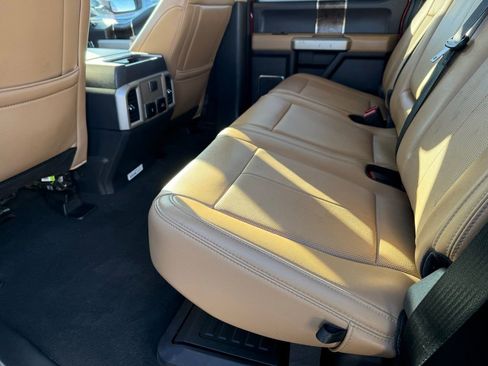 Used 2022 Ford F250 Lariat w/ Lariat Value Package image 14