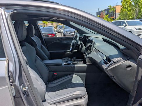 Used 2023 Lexus RX 350 F Sport w/ Accessory Package AWD/4WD image 12