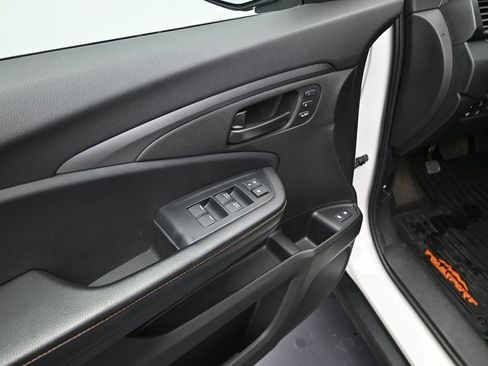 Used 2023 Honda Passport TrailSport image 12