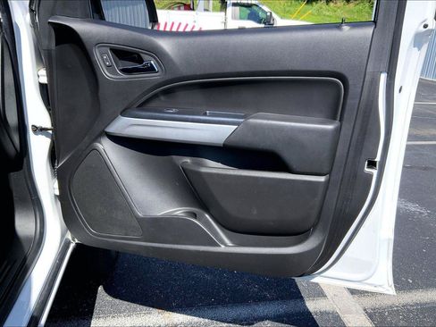 Used 2021 Chevrolet Colorado LT AWD/4WD image 20