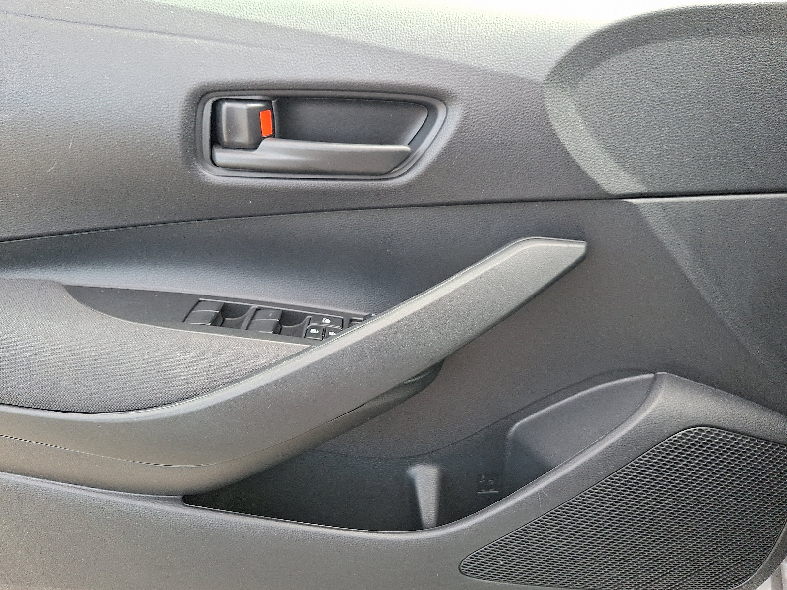 Certified 2023 Toyota Corolla LE w/ Carpet Mat Package (TMS) FWD image 13