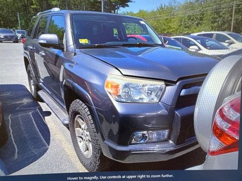 Used 2013 Toyota 4Runner SR5 w/ Convenience Pkg AWD/4WD image 2