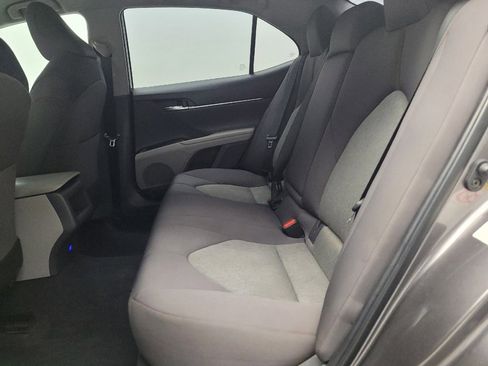 Used 2018 Toyota Camry LE w/ Convenience Package image 18