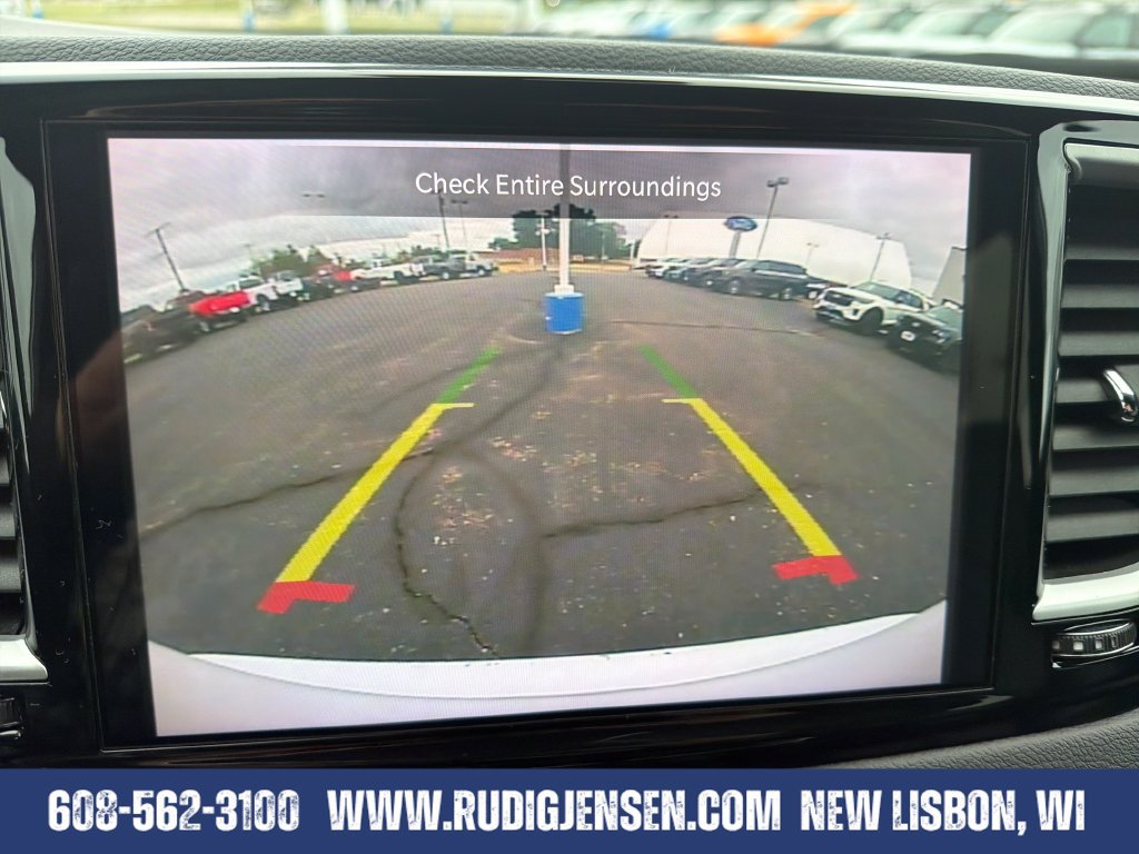 Used 2025 Chrysler Pacifica Select FWD image 19