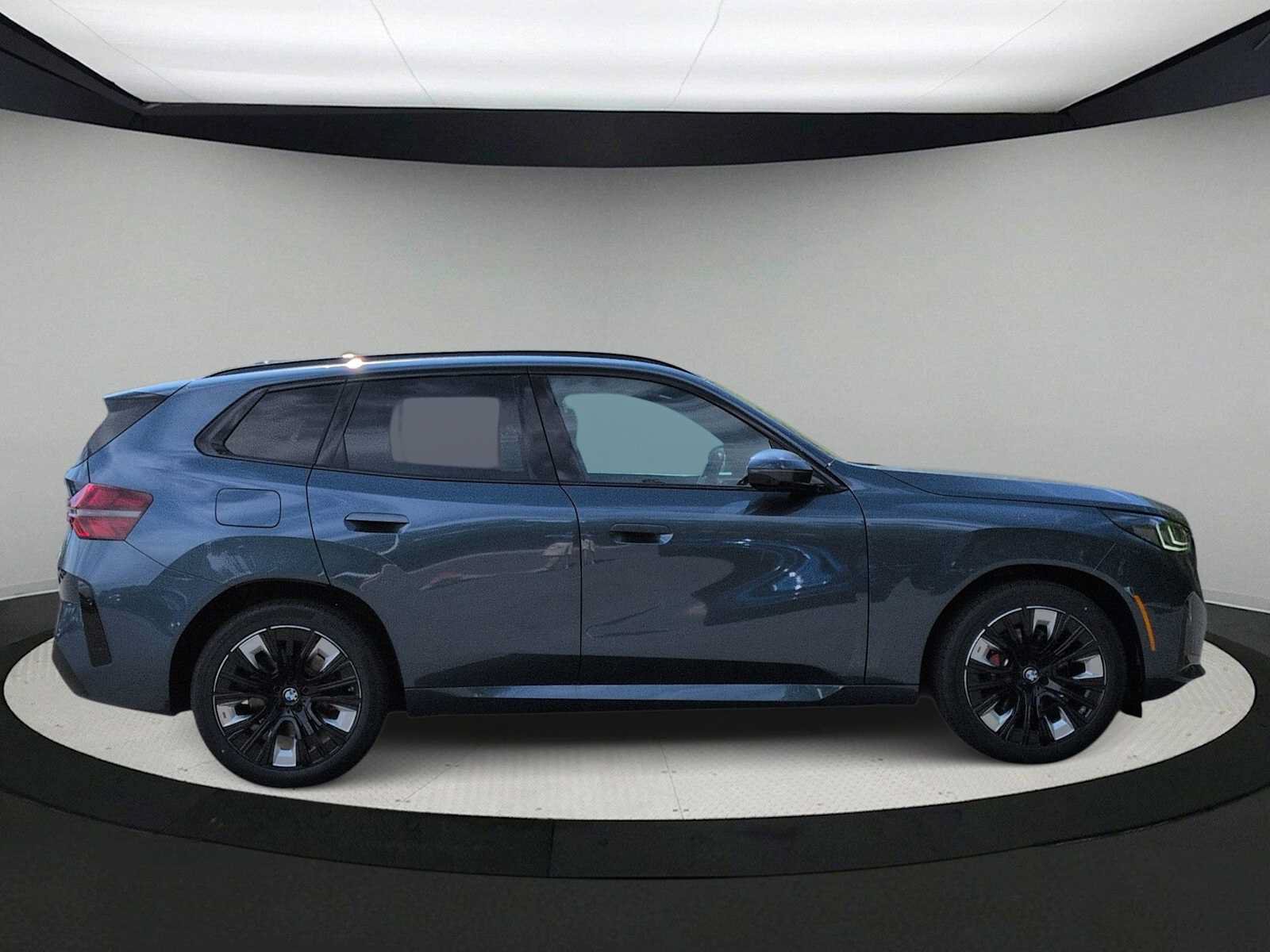 Used 2026 BMW X3 xDrive30i w/ Premium Package AWD/4WD image 9