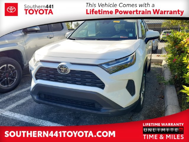 Used 2024 Toyota RAV4 LE FWD image 1