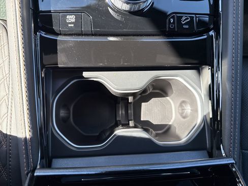 New 2025 Jeep Grand Cherokee L Summit image 35