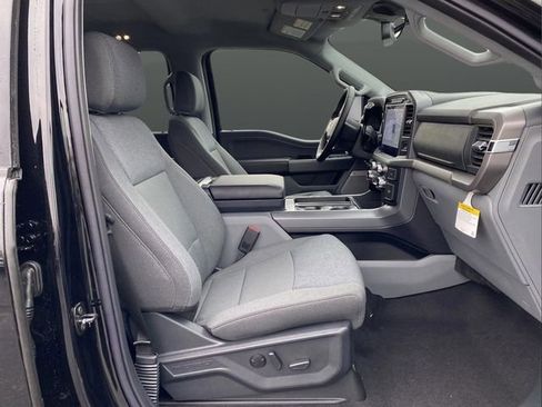 New 2025 Ford F150 XLT w/ Equipment Group 303A High image 31