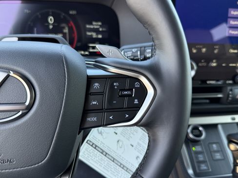 New 2026 Lexus GX 550 AWD/4WD image 24