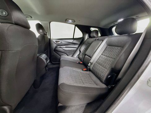 Used 2022 Chevrolet Equinox LT AWD/4WD image 24