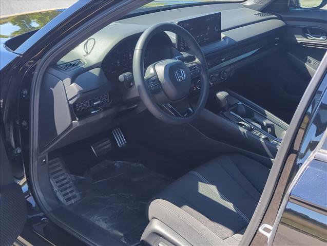 Used 2024 Honda Accord Sport image 11