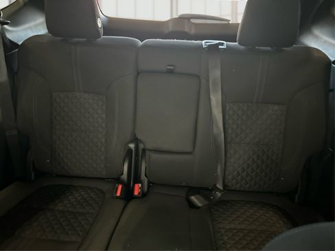 Used 2019 Chevrolet Blazer LT FWD image 13