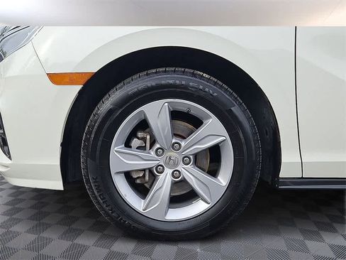 Certified 2018 Honda Odyssey EX-L image 7