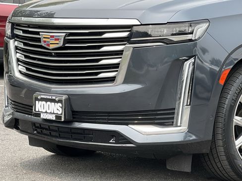 Used 2021 Cadillac Escalade ESV Premium Luxury Platinum AWD/4WD image 28
