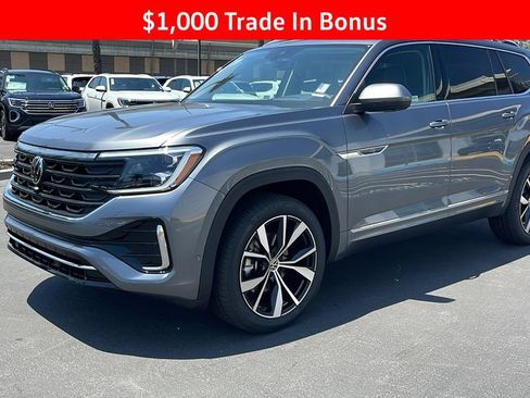 New 2025 Volkswagen Atlas SEL Premium R-Line AWD/4WD image 13