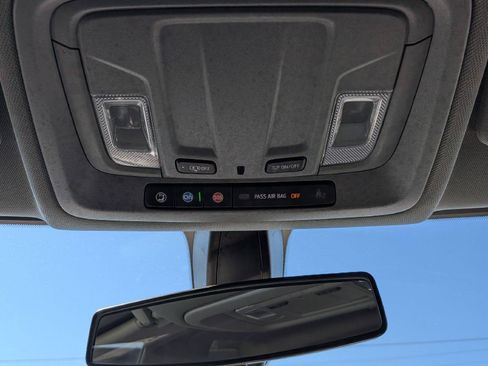 Used 2022 GMC Sierra 1500 SLE AWD/4WD image 19