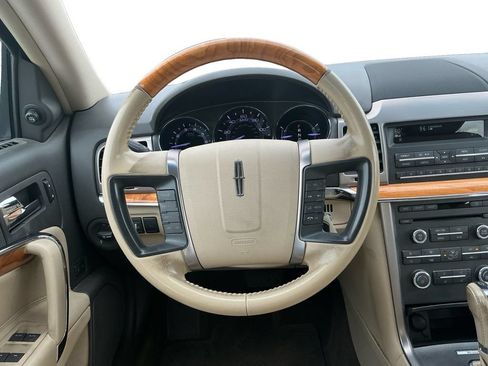 Used 2012 Lincoln MKZ FWD image 18