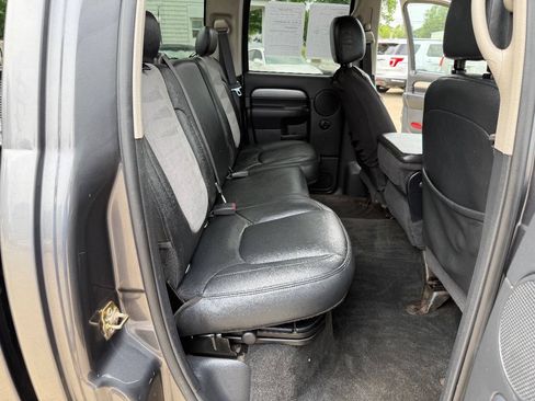 Used 2004 Dodge Ram 1500 Truck SLT w/ Sport Appearance Group AWD/4WD image 15