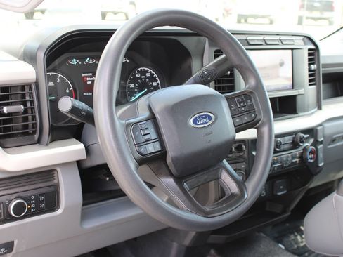Used 2024 Ford F350 XL AWD/4WD image 11