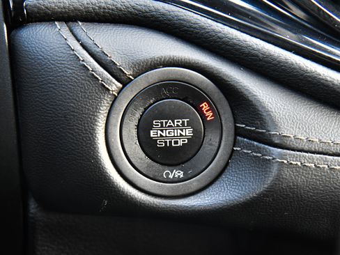 Used 2022 Dodge Durango GT image 29