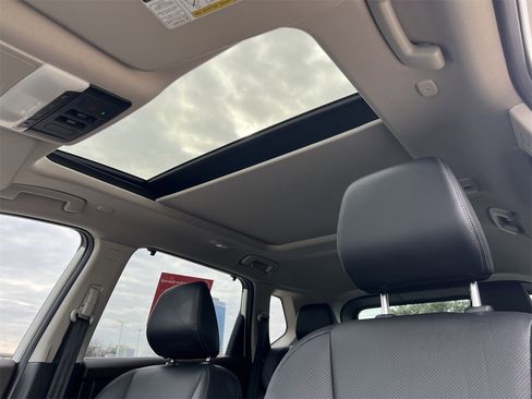 Certified 2023 Nissan Rogue Platinum image 24