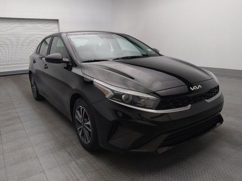 Used 2024 Kia Forte LXS image 11