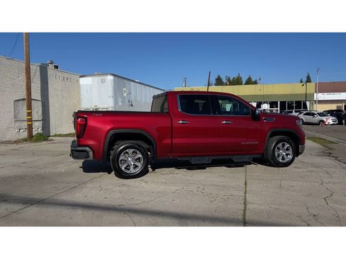 Used 2020 GMC Sierra 1500 SLT w/ X31 Off-Road Package image 3