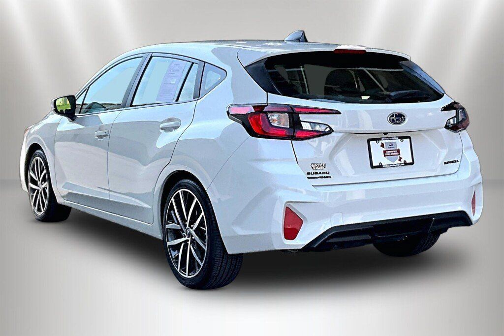 Certified 2026 Subaru Impreza 2.0i Sport AWD/4WD image 4