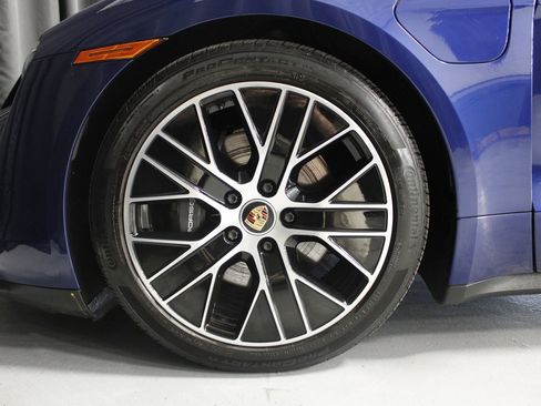 Certified 2021 Porsche Taycan image 18