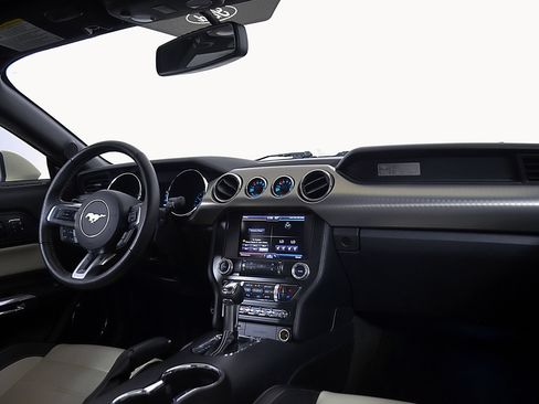 Used 2015 Ford Mustang 50 Years RWD image 23