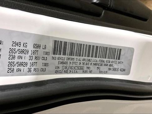 Used 2019 Jeep Grand Cherokee Altitude AWD/4WD image 31