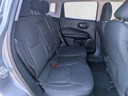 Used 2018 Jeep Compass Sport AWD/4WD image 19