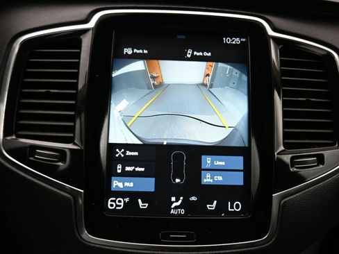 Used 2021 Volvo XC90 T6 Inscription image 19