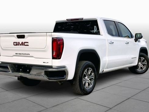 Used 2025 GMC Sierra 1500 SLT image 12
