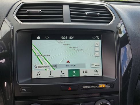 Used 2018 Ford Explorer XLT w/ Equipment Group 202A image 26