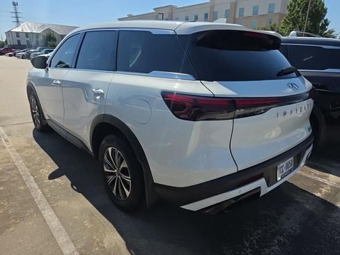 Certified 2023 INFINITI QX60 Pure FWD image 3