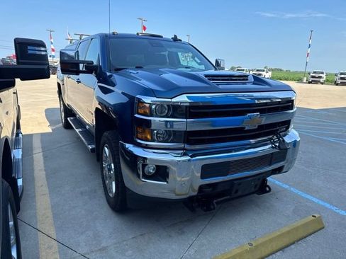 Used 2018 Chevrolet Silverado 2500 LTZ w/ Duramax Plus Package AWD/4WD image 14