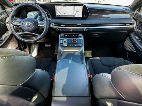 Used 2025 Hyundai Palisade Calligraphy image 30