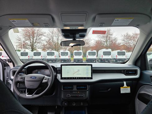 New 2026 Ford Maverick XLT w/ XLT Luxury Package image 12