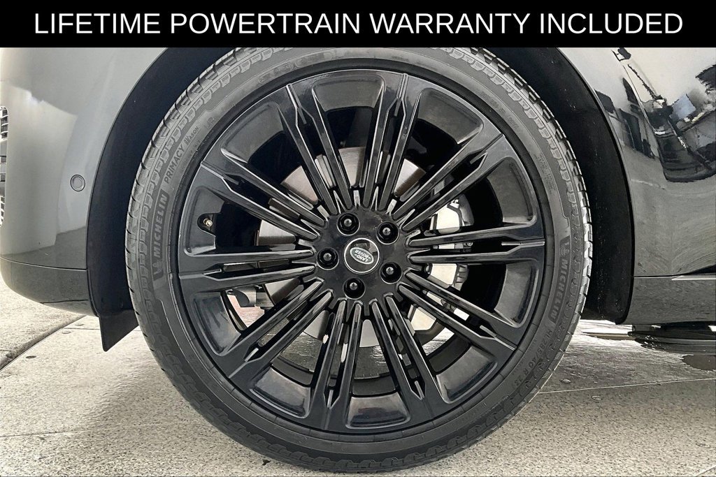 Used 2024 Land Rover Range Rover Long Wheelbase SE AWD/4WD image 12