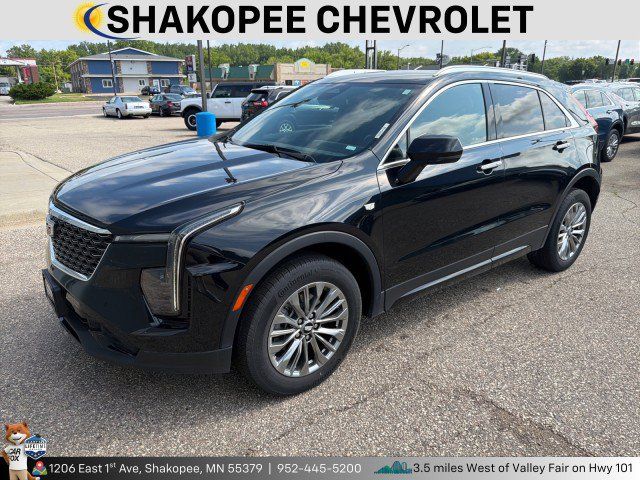 Used 2024 Cadillac XT4 Premium Luxury AWD/4WD image 1