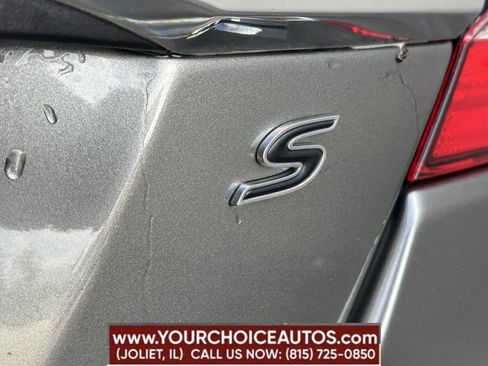 Used 2013 Chrysler 200 Touring w/ S Exterior Appearance Pkg image 18